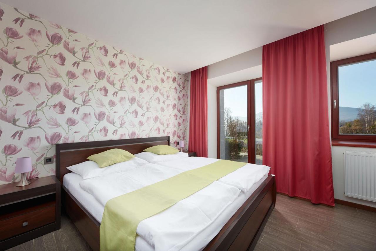 Hotel Slunny Dvur Jeseník Exterior foto